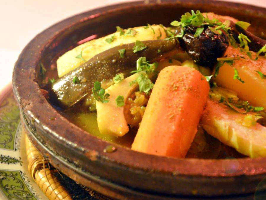 Lamb tagine with green broad been